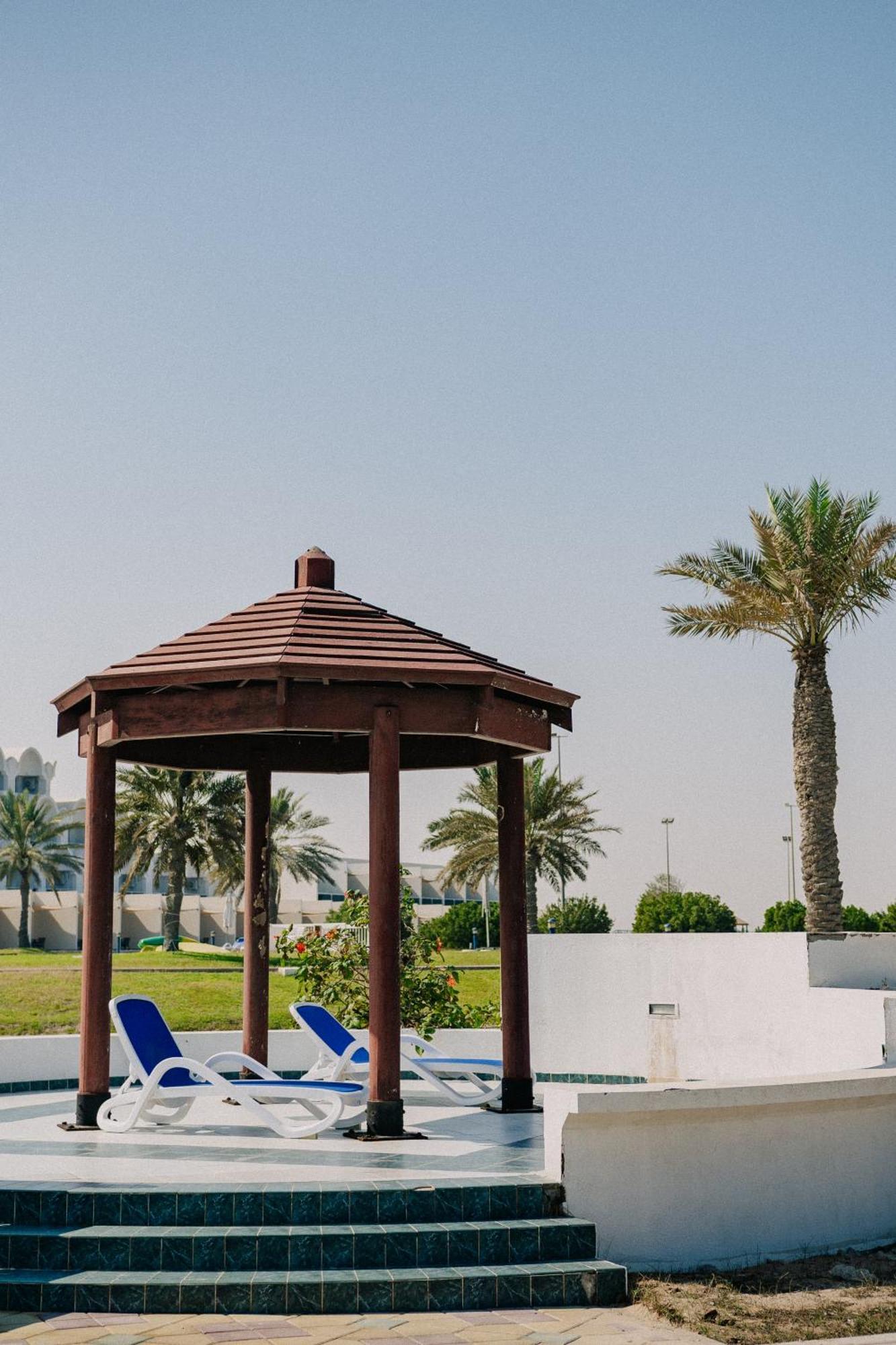 Mirfa Hotel Al Marfa' Exterior photo